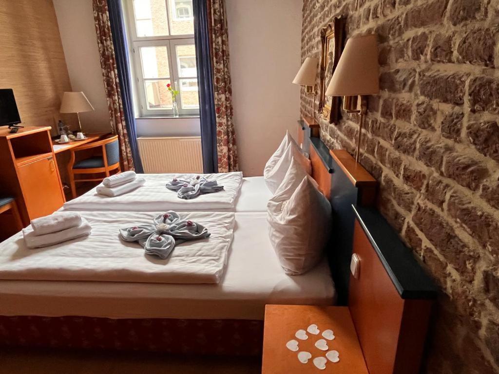 Hotel Zur Bruecke 헤르조겐라트 외부 사진